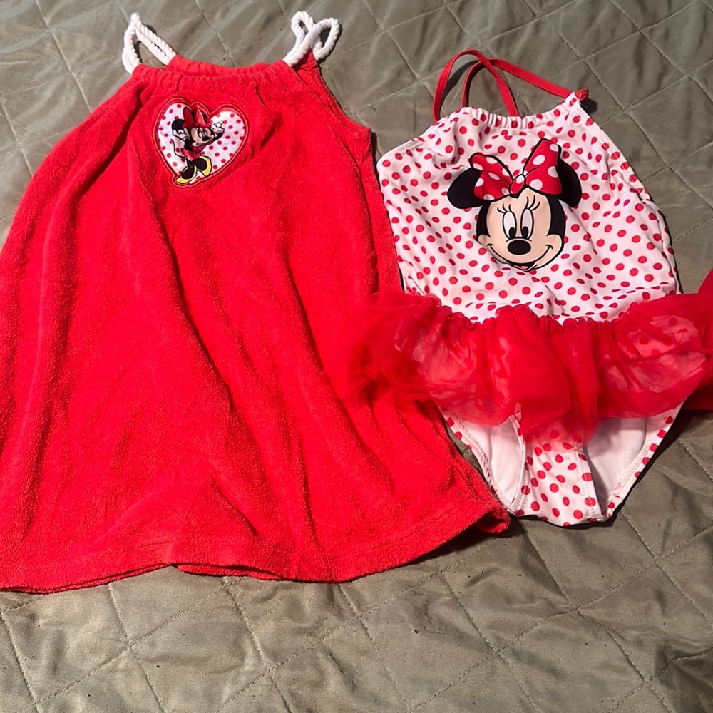 Minnie Mouse bathing suit with dress towel